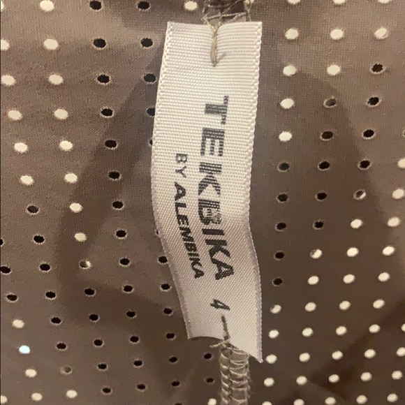 Tekbika by alembika top - Picture 6 of 7